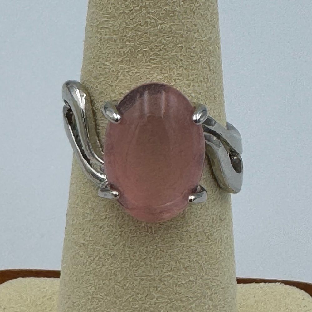 Rose Quartz Ring Silver Tone Oval Cabochon Statement Ring Size 7‎